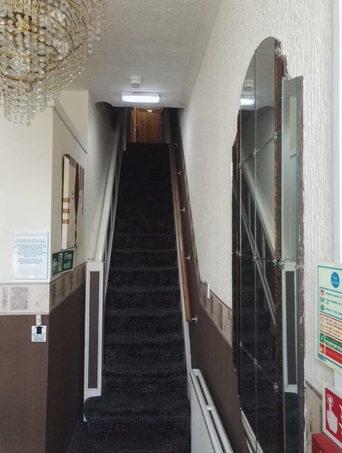 White Moon Hotel แบล็คพูล ภายนอก รูปภาพ